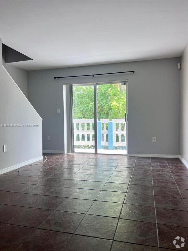 Building Photo - 7820 NE Bayshore Ct