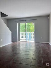 Building Photo - 7820 NE Bayshore Ct