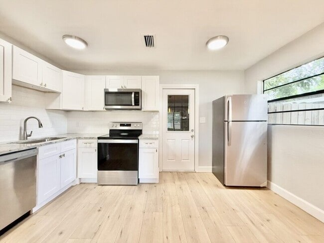 Foto del edificio - 5131 13th Ave N