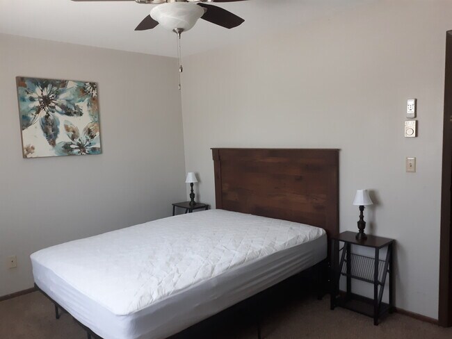 Foto del edificio - 116 5th St NW