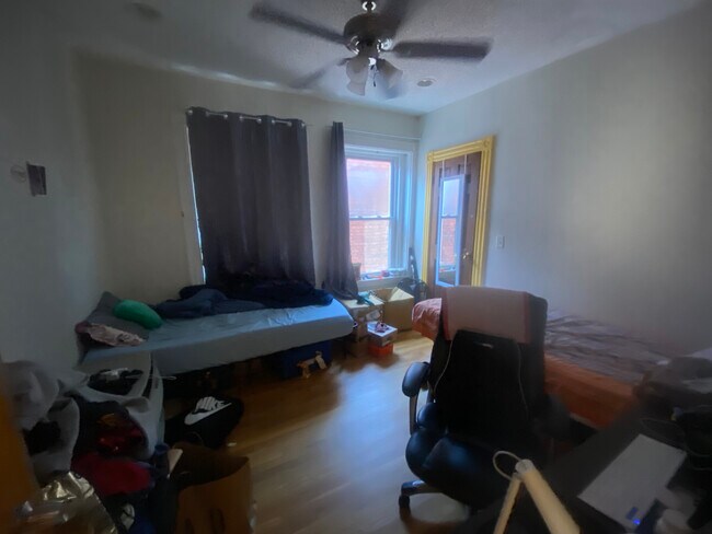 Foto del edificio - 127 Cedar St