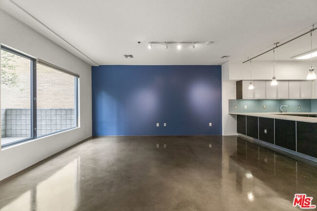 Building Photo - 11500 Tennessee Ave