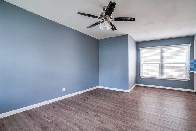 Foto del edificio - 5358 S Harcourt Ave
