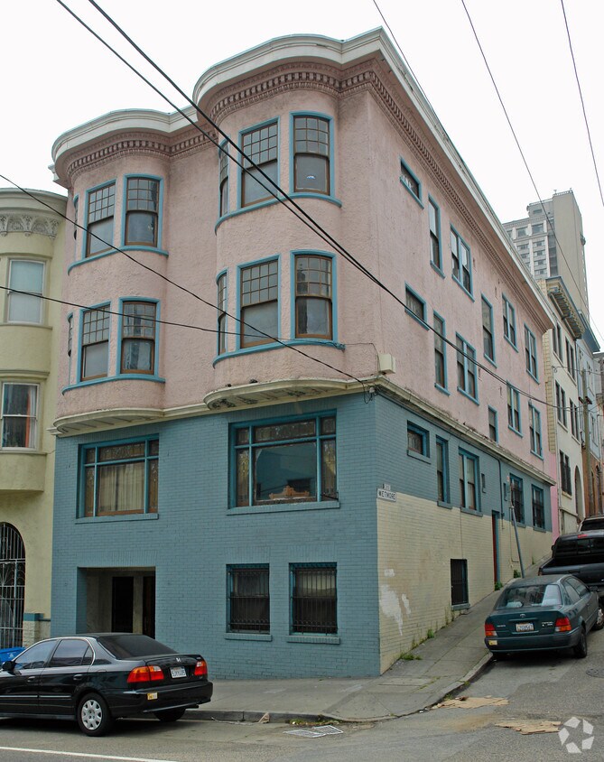 Primary Photo - 1041 Washington St