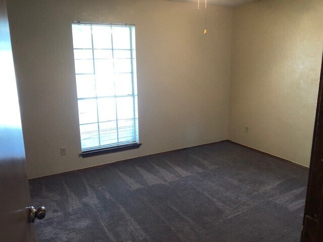1st Bedroom - 2701 Hurstview Dr