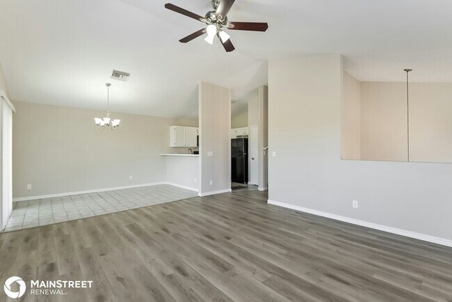 Building Photo - 1494 W Kennington Ave