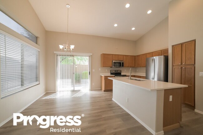 Building Photo - 40815 N Mantle Ct