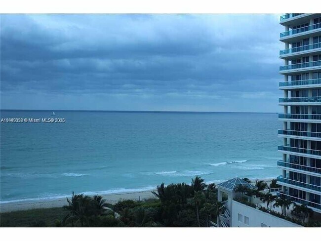 Foto del edificio - 5055 Collins Ave