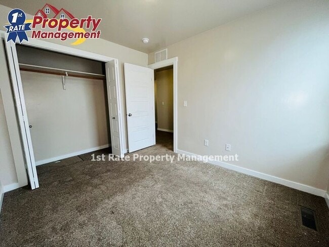 Building Photo - 12036 W Ardyce St