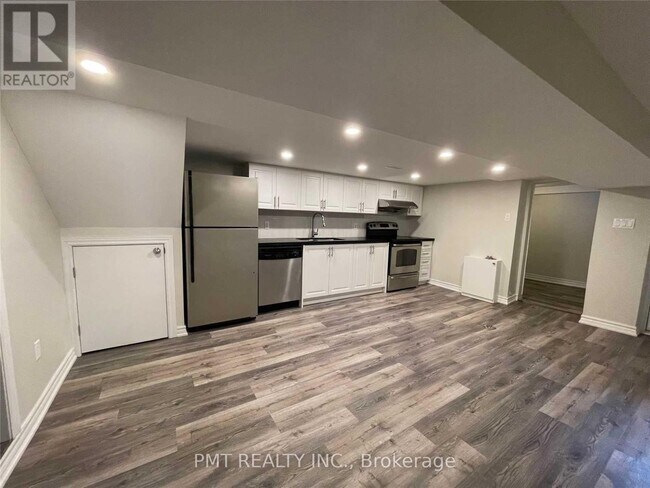 Photo du bâtiment - 449 Concord Ave