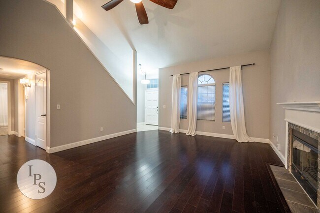 Foto del edificio - North East Fresno Home, 3BR/2BA, in Clovis...