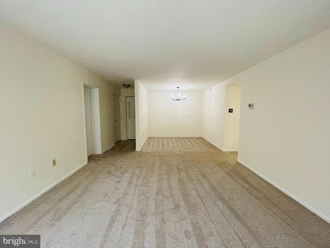 Building Photo - 2570 Riva Rd