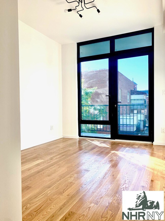 Foto del edificio - 610 Myrtle Avenue