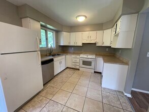 Building Photo - 289 Brooktondale Rd