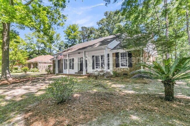 Building Photo - 109 Runnymede Ln