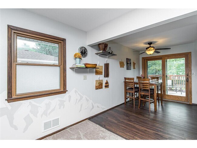 Foto del edificio - 3506 17th Ave NW
