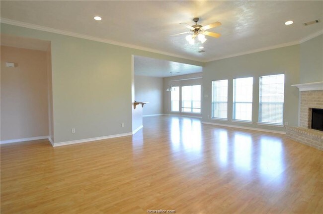Foto del edificio - 1212 Spartanburg Ct