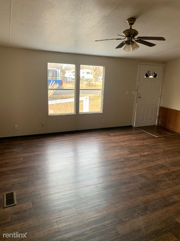 Building Photo - 3 br, 2 bath Mobile Home - 417 Maxfield St
