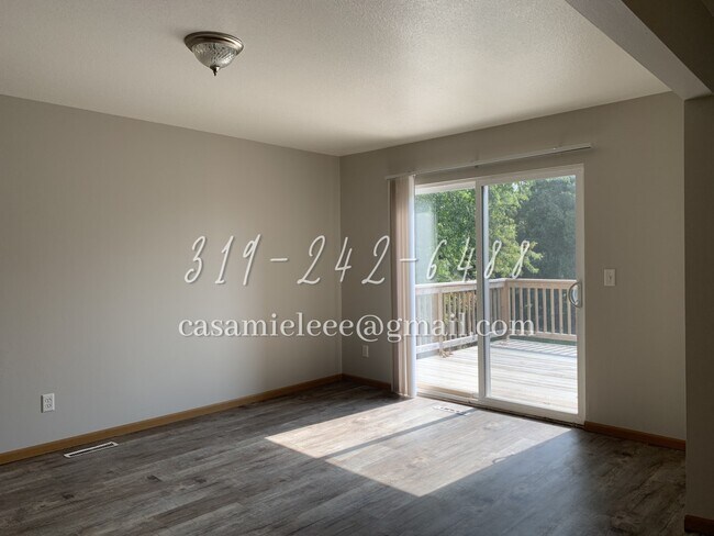 Sala de estar principal - 2112 10th Street Pl