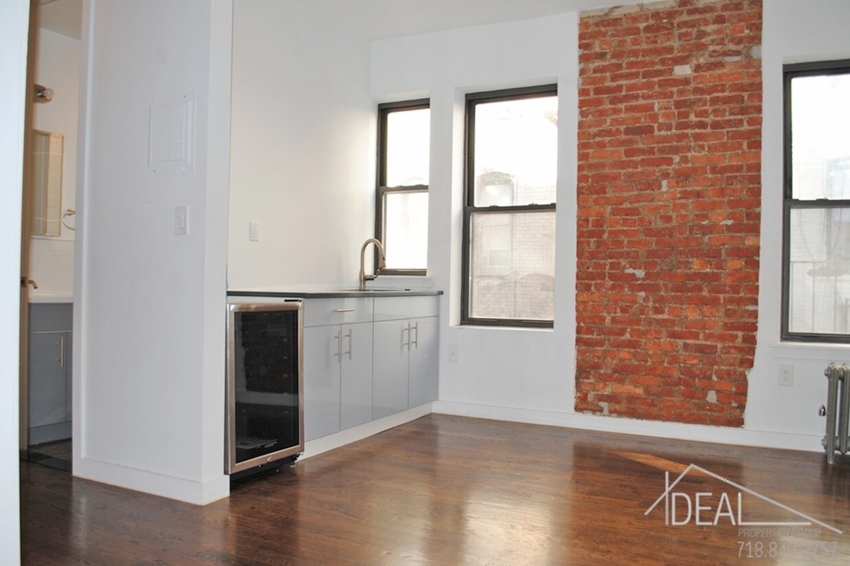 Foto principal - 420 Eastern Pkwy