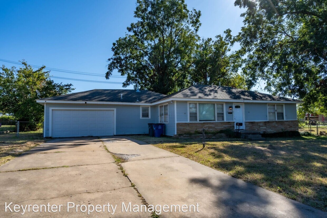 Foto principal - 3 br, 1 bath House - 4839 S Vancouver Ave
