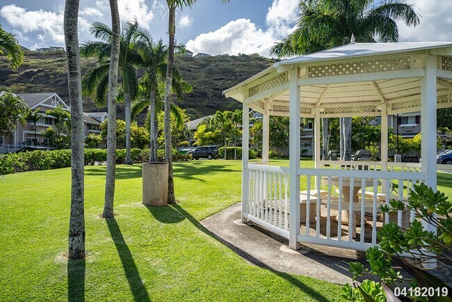 Foto del edificio - Available May 5th!  2-bedroom, 2-bath, 2 t...
