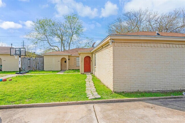 Foto del edificio - 3344 Scotch Moss Ln