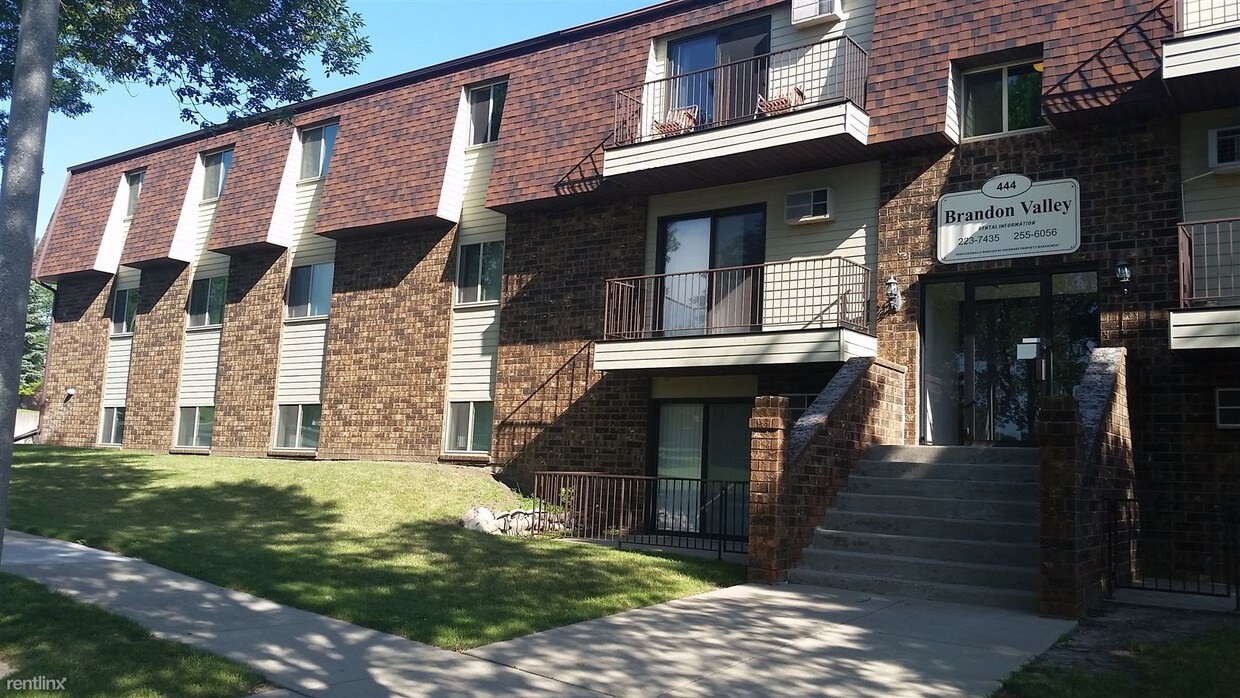 444 E Brandon Dr, Bismarck, ND 58503 Condo for Rent in Bismarck, ND