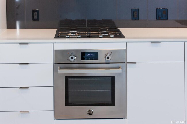 Building Photo - 99 Rausch St