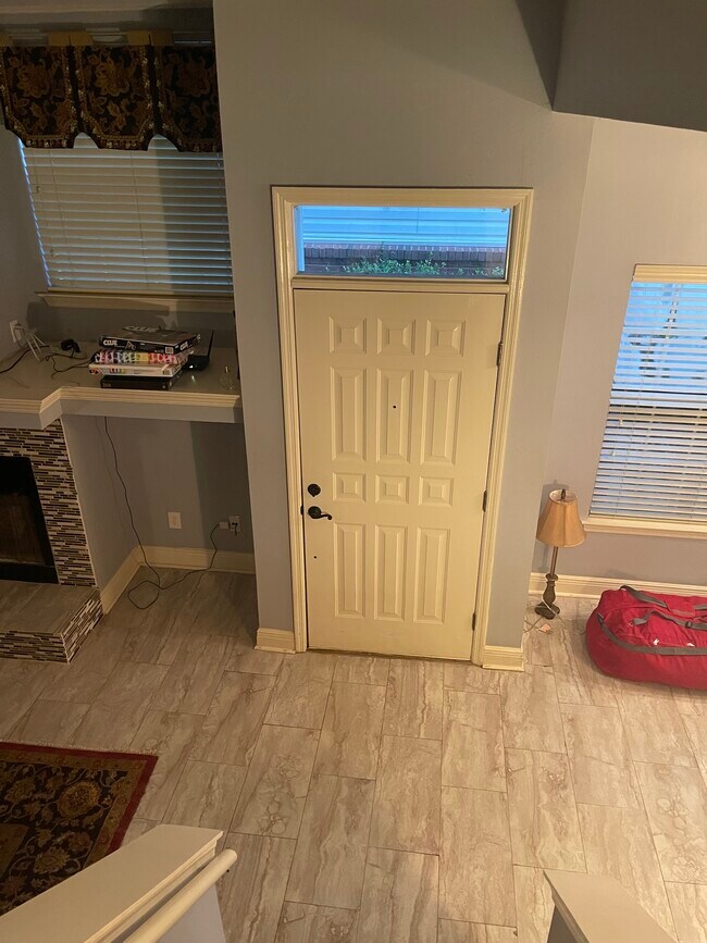 5063 Mint Hill Ct, Tallahassee, FL 32309 Townhouse for Rent in