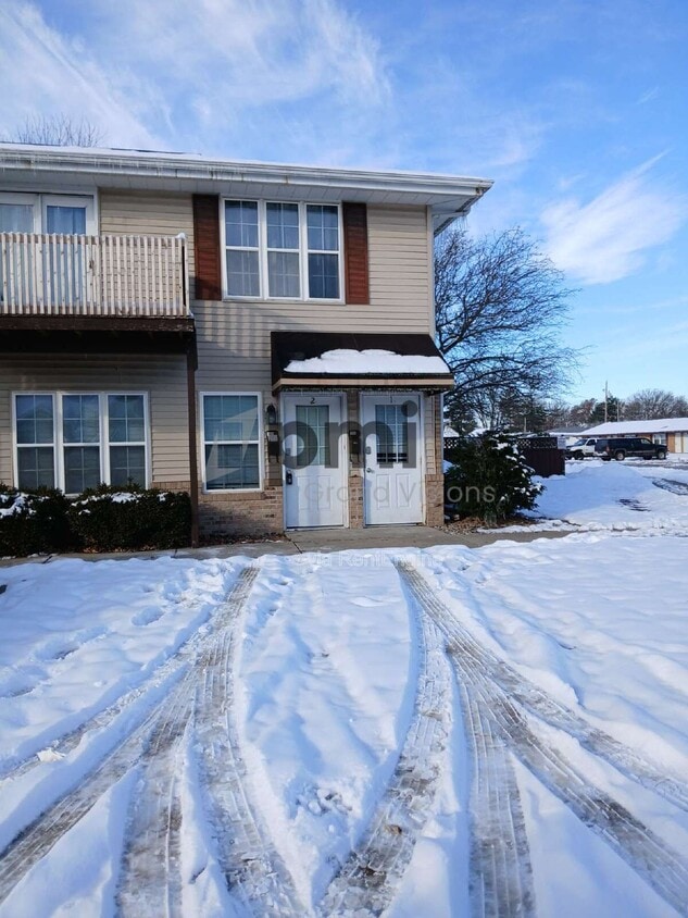 Primary Photo - 1306 Arthur Ave