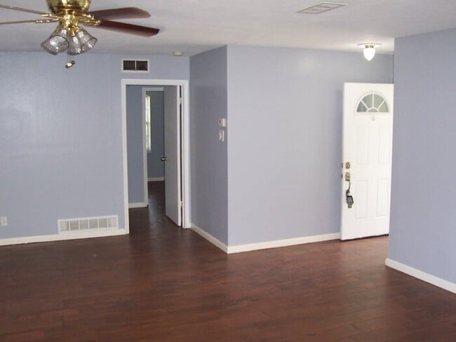 Photo - 830 Wateka Way House