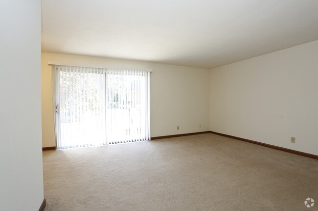 2BR_1BA 800 ft² - w/balcony -Sala sala de - Old Orchard