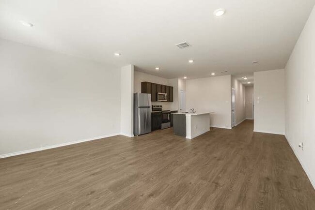 Building Photo - 325 Clematis St