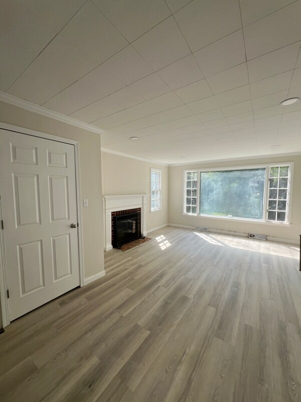 Foto del edificio - 511 Fairfield Dr