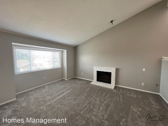 Foto del edificio - 2 br, 2 bath House - 1224 Soria Glen