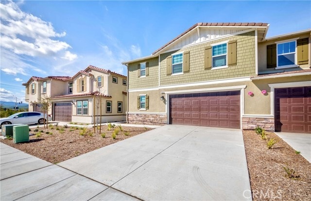 Foto del edificio - 16050 Aventurine Ln