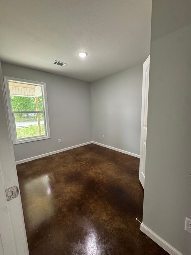 Foto del edificio - Brand New 3 Bed / 1 Bath In Trumann