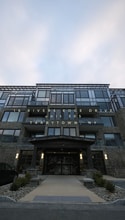 Building Photo - 16 Rivers Edge Dr