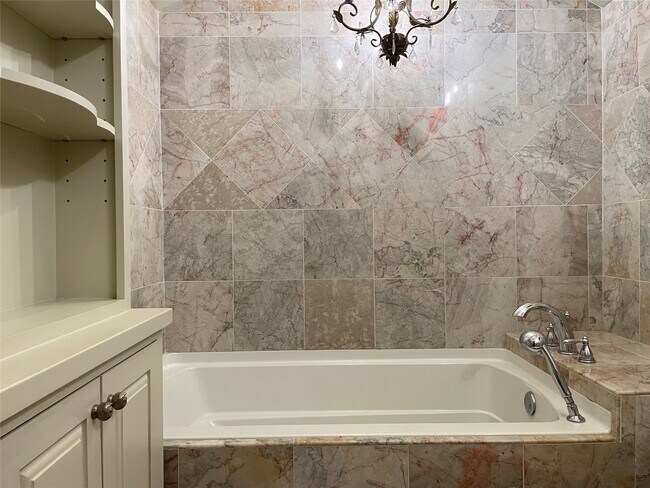 Foto del edificio - 5911 Winsome Ln