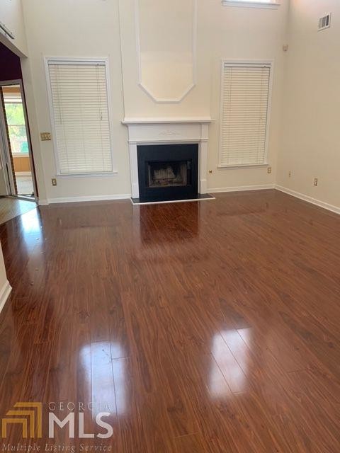 Building Photo - 2114 Brownings