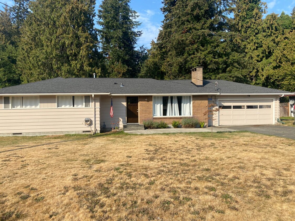 Foto principal - Sedro Woolley Three Bedroom with Hugh Fenc...