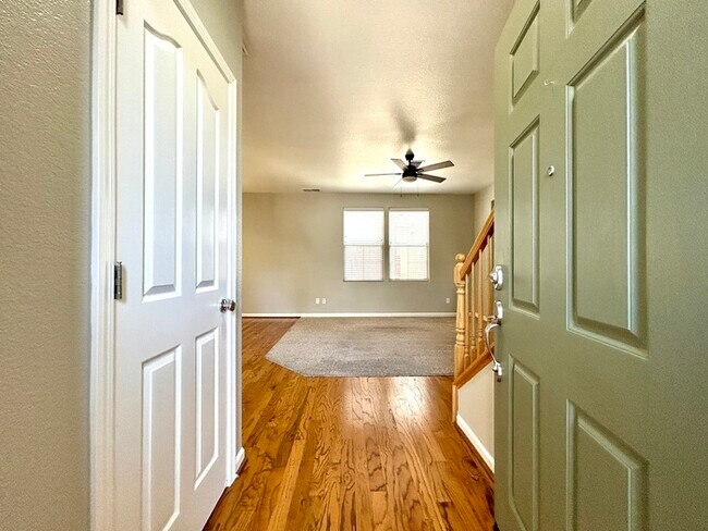 Foto del edificio - Beautiful 3 Bedroom Located in Roseville Strada Community!