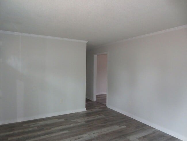 Building Photo - Chesterfield