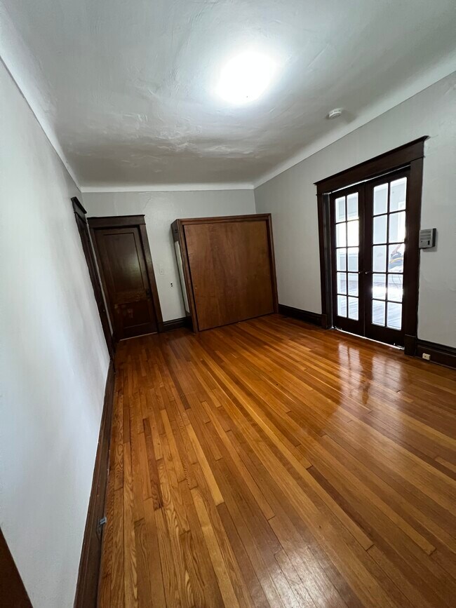 Foto del edificio - 222 Lafayette Ave NE