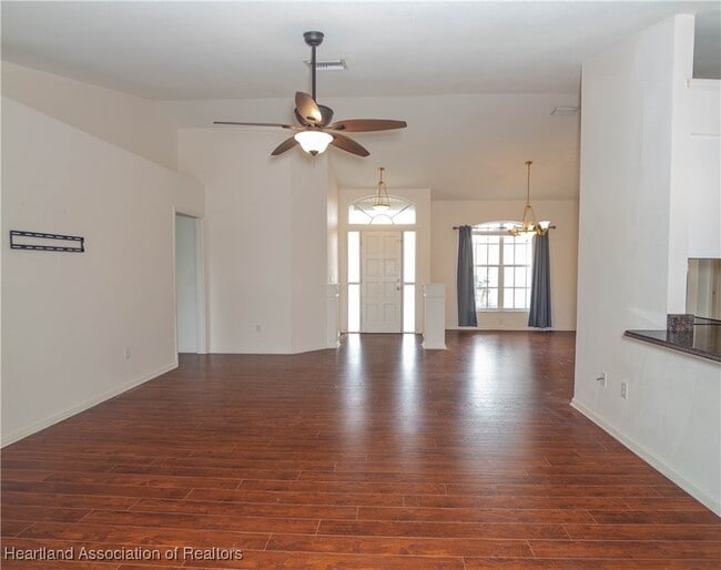 Foto del edificio - 2508 Manor Dr