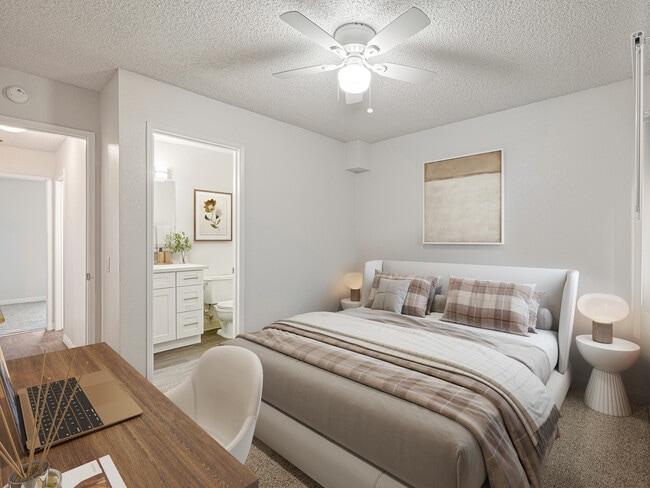 Apartamento remodelado - Aztec Campus Apartments *Parking Included*