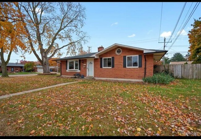 Building Photo - 34423 Tonquish Trail