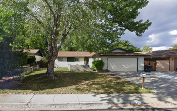 Building Photo - 4045 Houston Dr