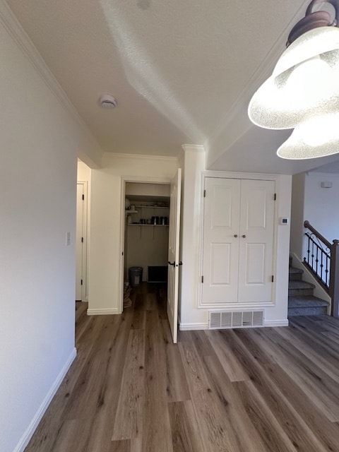 Building Photo - 800 Hamlet Cir S